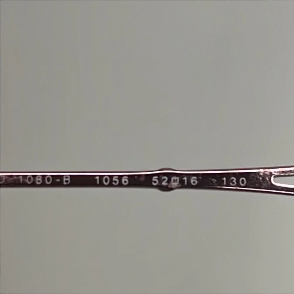 Gorgeous Authentic Versace luxury designer rimless prescription eyeglasses